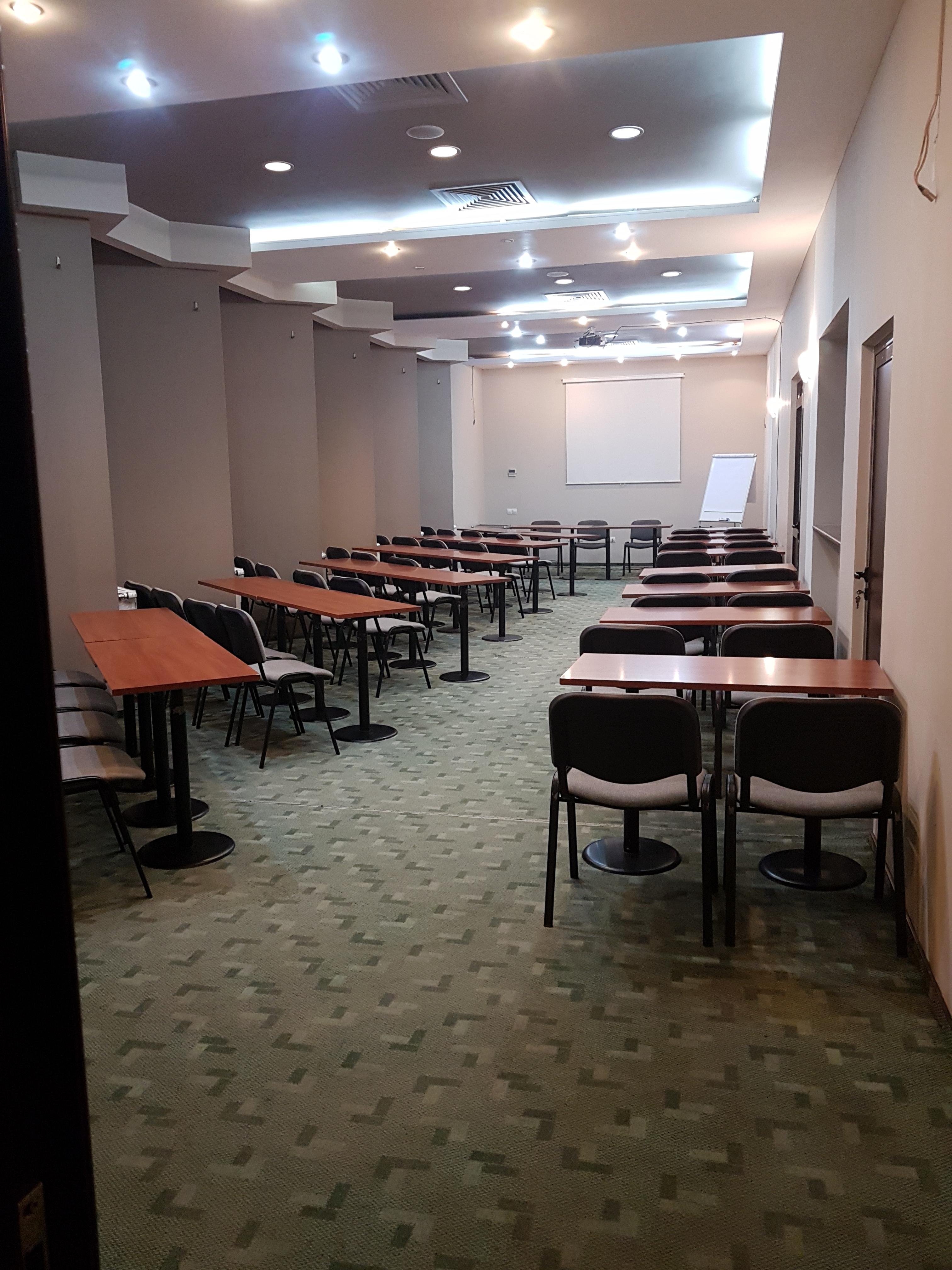 Hotel Rivulus Baia Mare Buitenkant foto